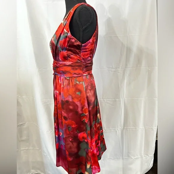 Banana Republic Sleeveless‎ Silk Blend, Double V Neck Midi Dress Red & Purple 6P - Picture 3 of 12